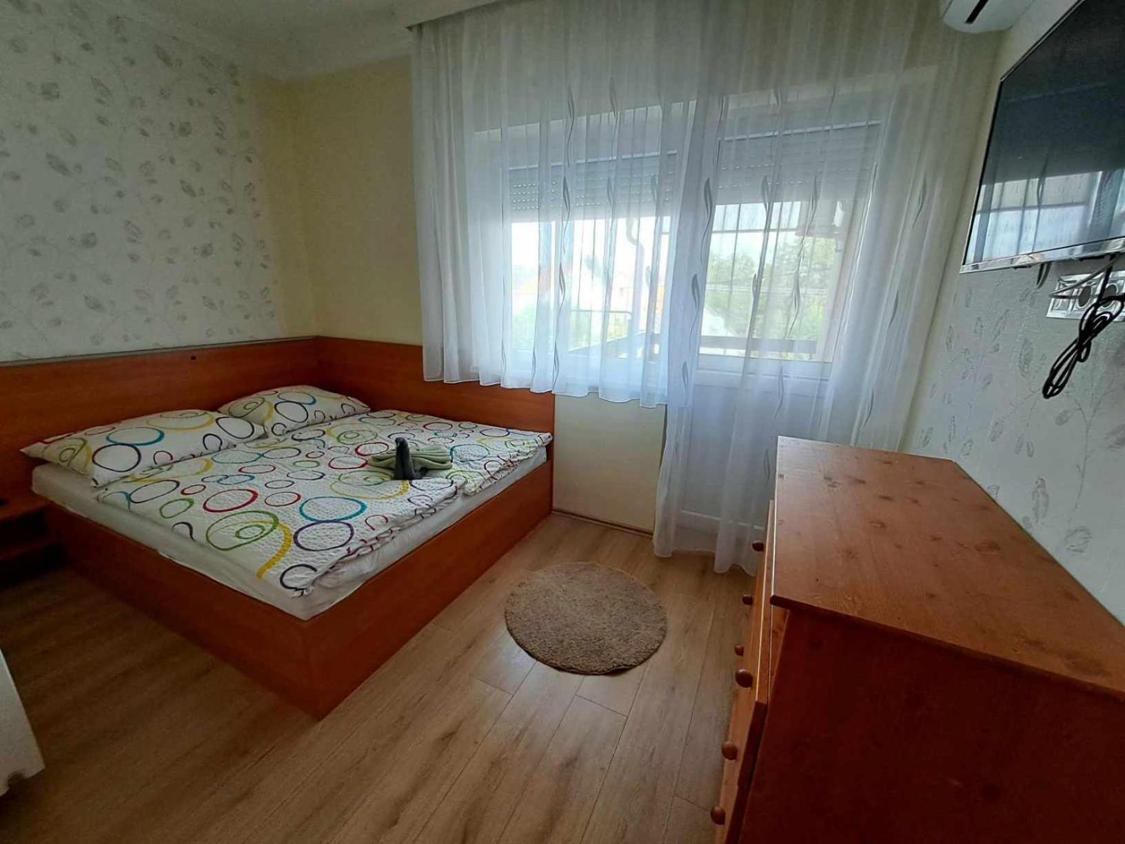 Wesselényi Apartmanház Hajdúszoboszló Szoba fotó