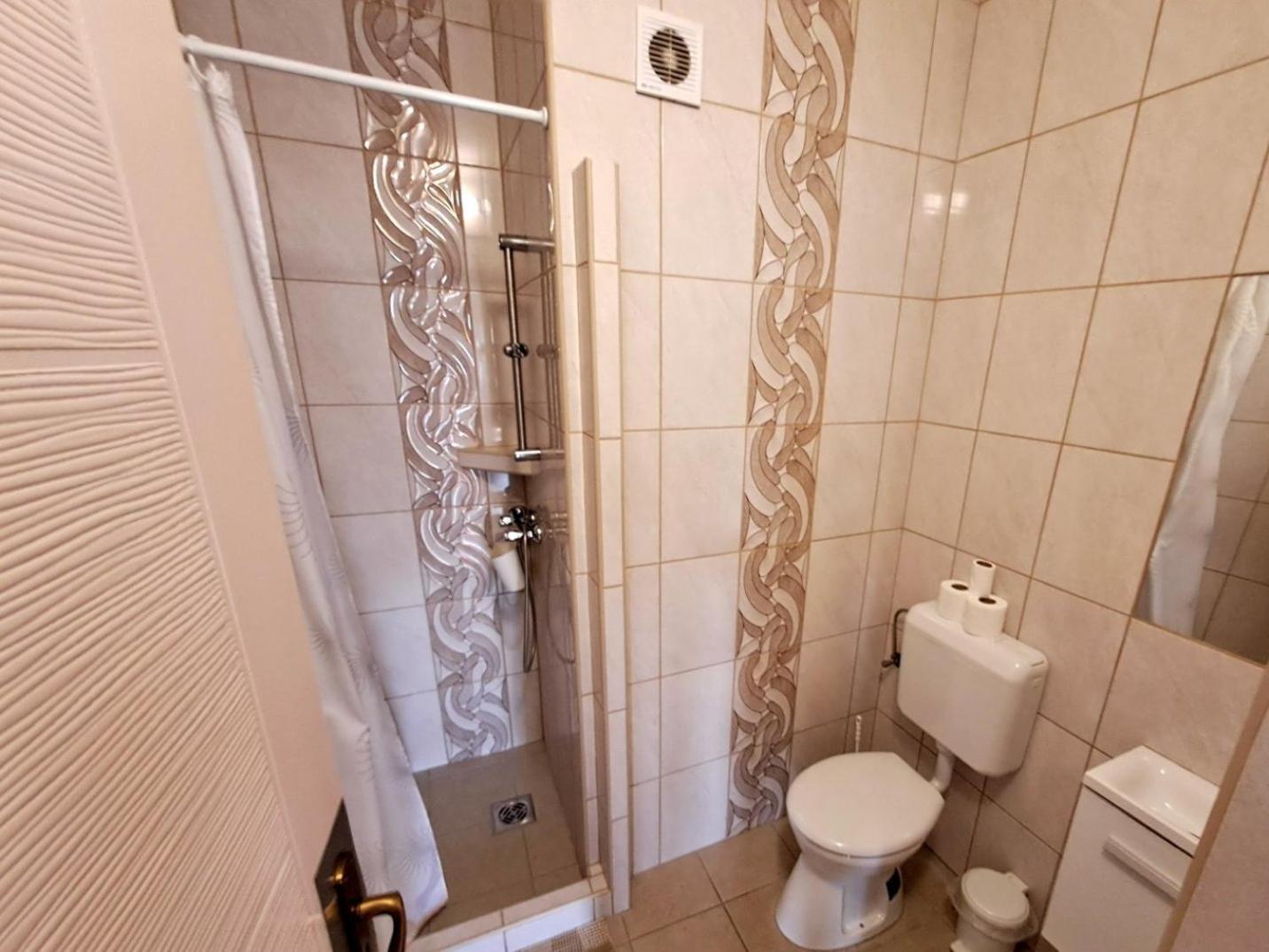 Wesselényi Apartmanház Hajdúszoboszló Kültér fotó