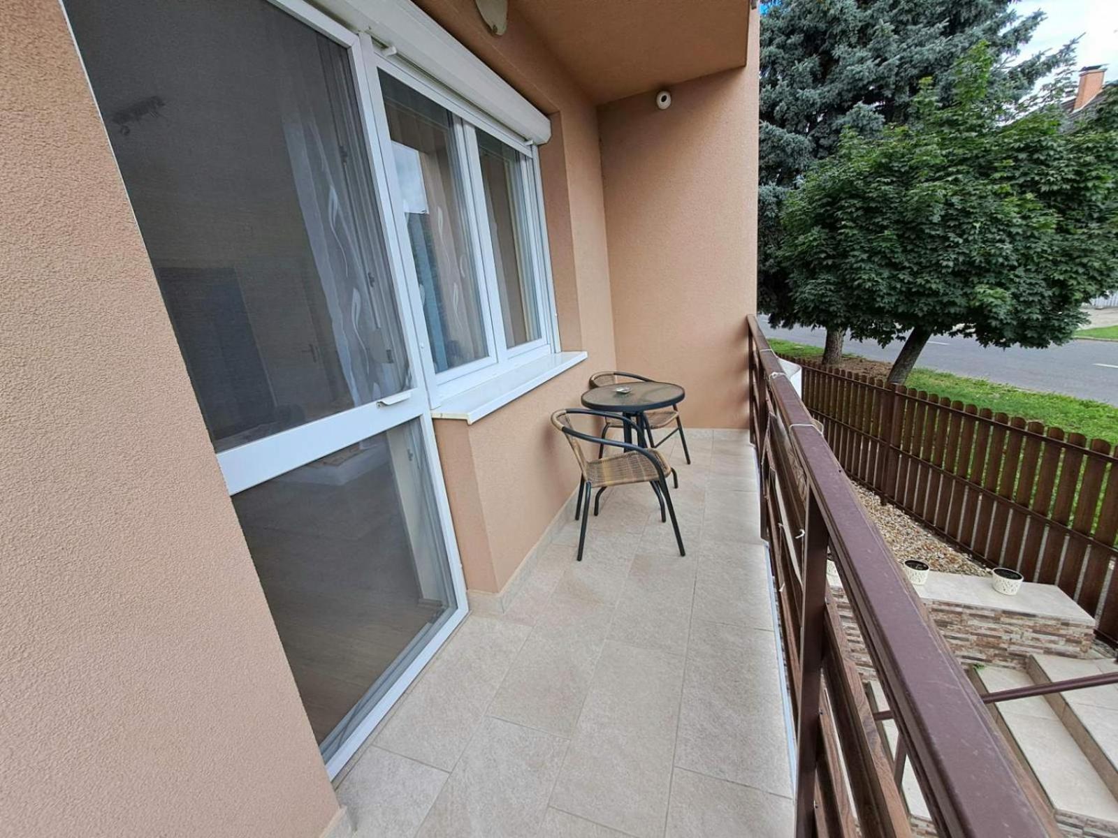 Wesselényi Apartmanház Hajdúszoboszló Kültér fotó